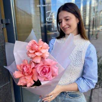 Букет из 3 Французских Роз Сага