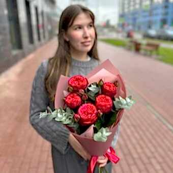 Букет из Роз Ред Пиано, 5 шт